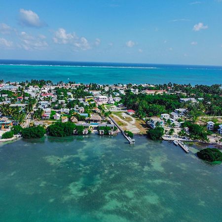 Hidden Treasure Vacation Home Blue Bay Cottage Caye Caulker Eksteriør billede