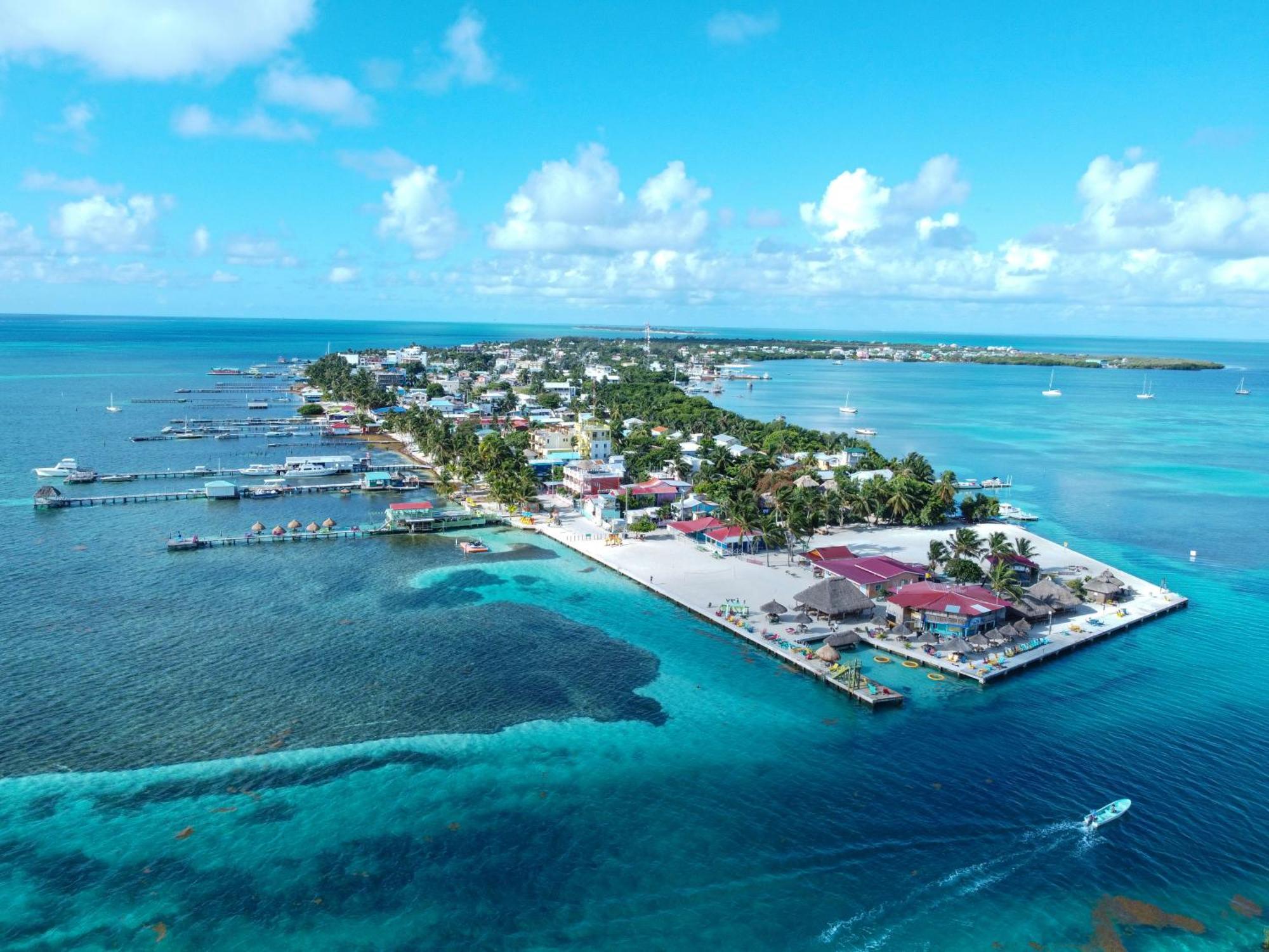 Hidden Treasure Vacation Home Blue Bay Cottage Caye Caulker Eksteriør billede
